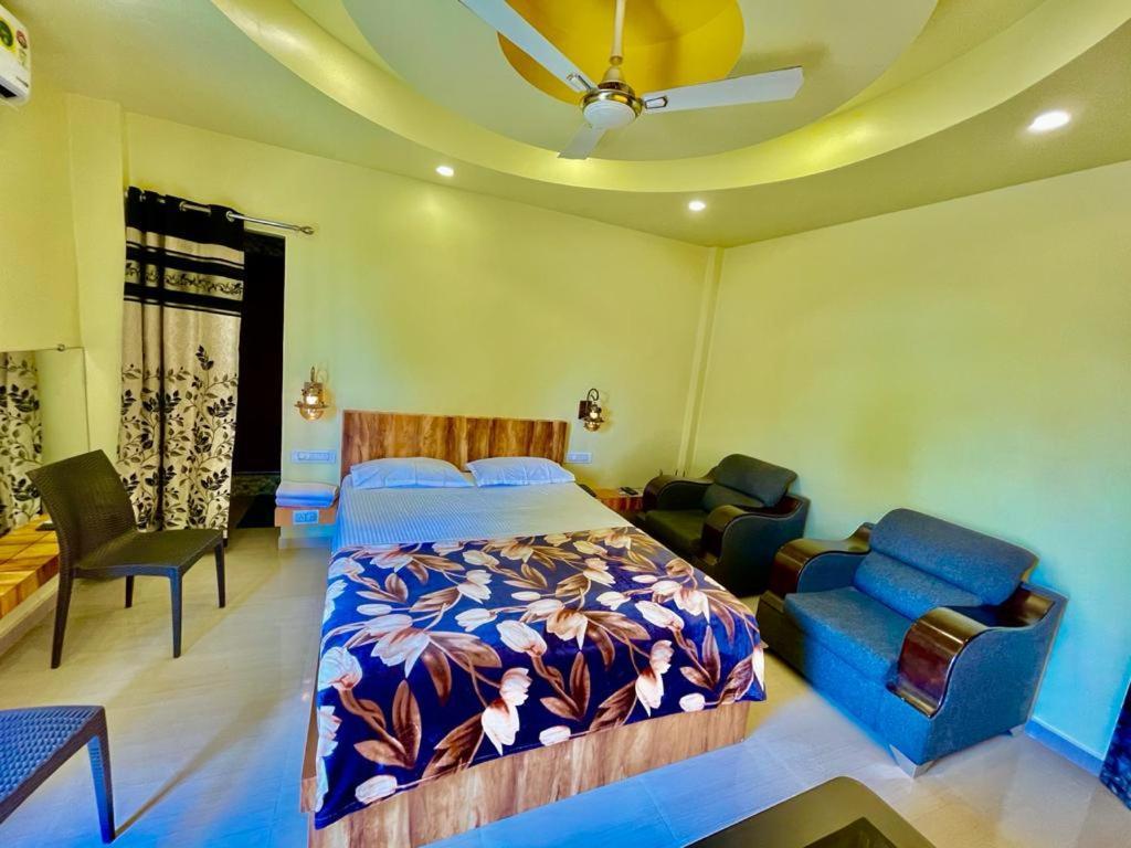Hotel Saptarang Residency Panhala Luaran gambar