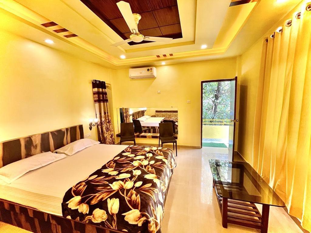 Hotel Saptarang Residency Panhala Luaran gambar