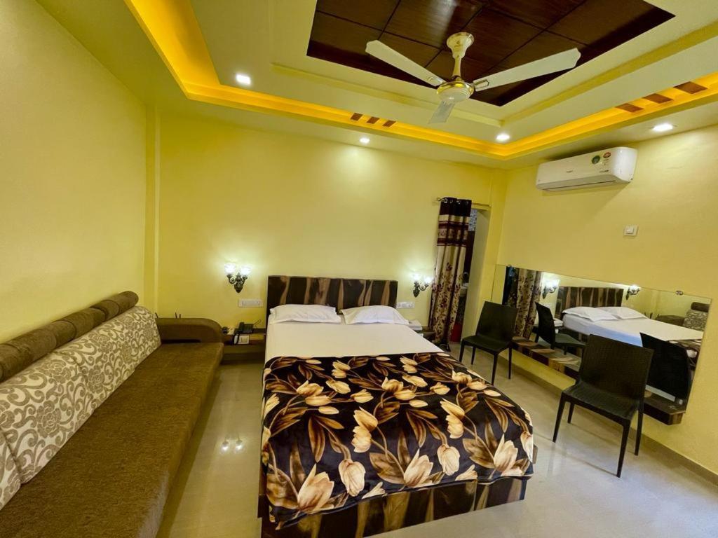 Hotel Saptarang Residency Panhala Luaran gambar