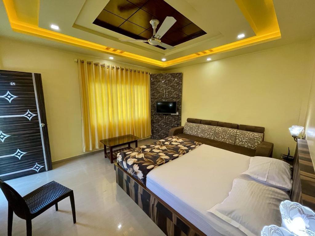 Hotel Saptarang Residency Panhala Luaran gambar