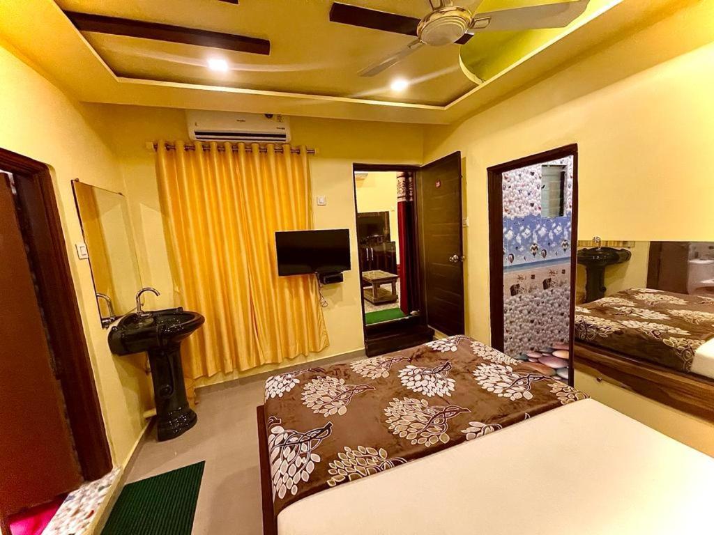 Hotel Saptarang Residency Panhala Luaran gambar