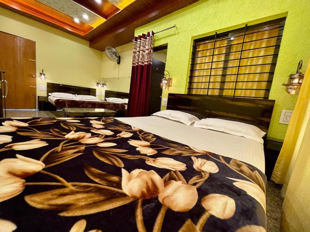 Hotel Saptarang Residency Panhala Luaran gambar