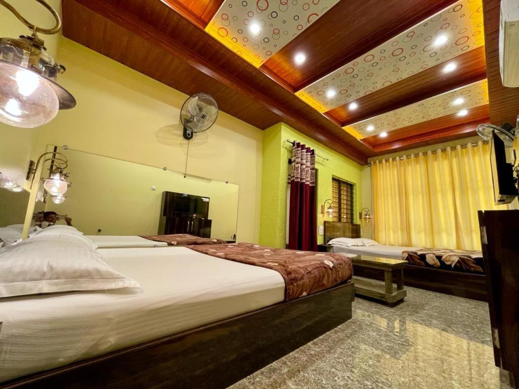 Hotel Saptarang Residency Panhala Luaran gambar