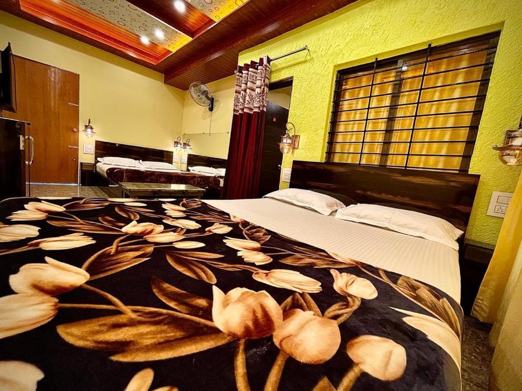 Hotel Saptarang Residency Panhala Luaran gambar