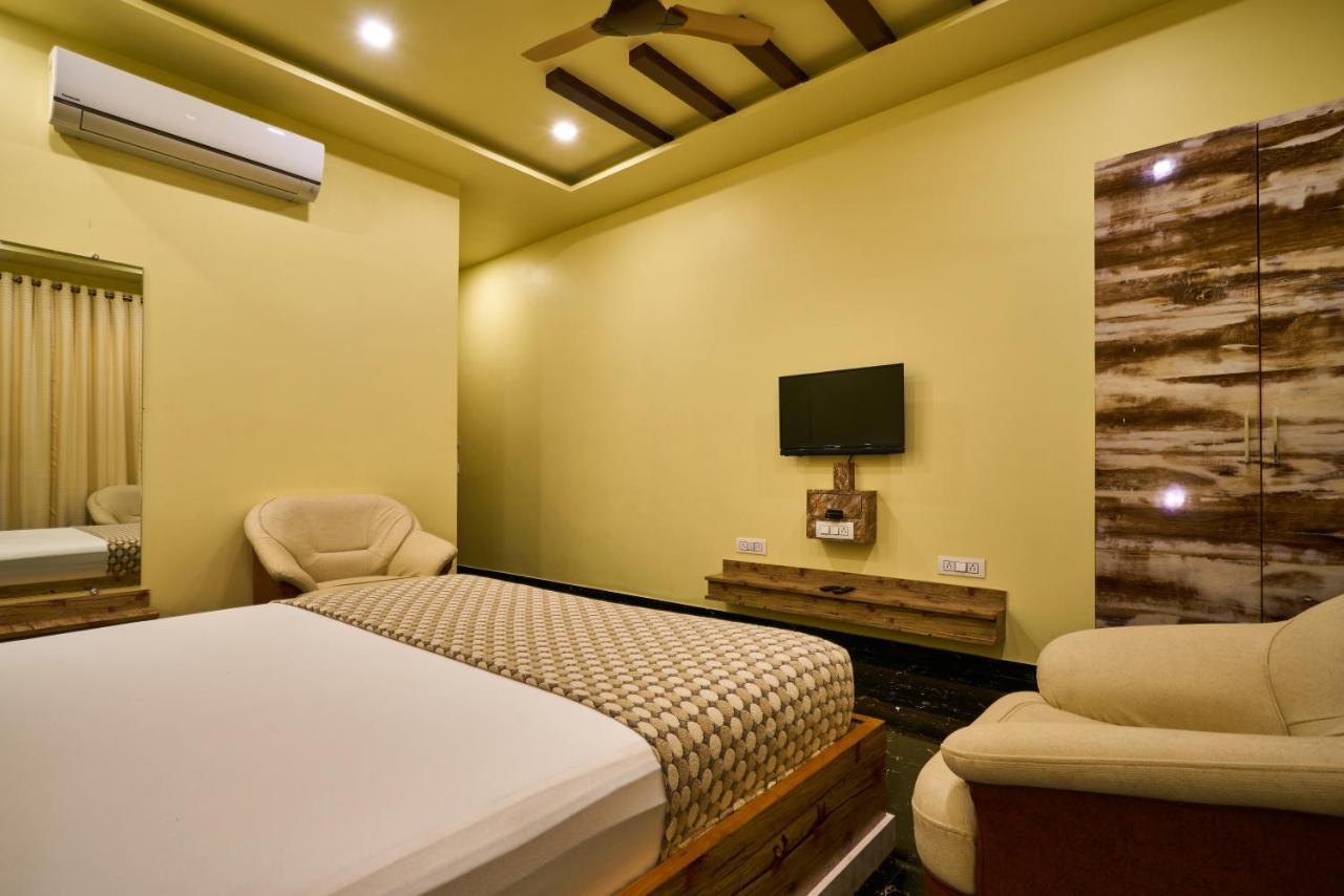 Hotel Saptarang Residency Panhala Luaran gambar