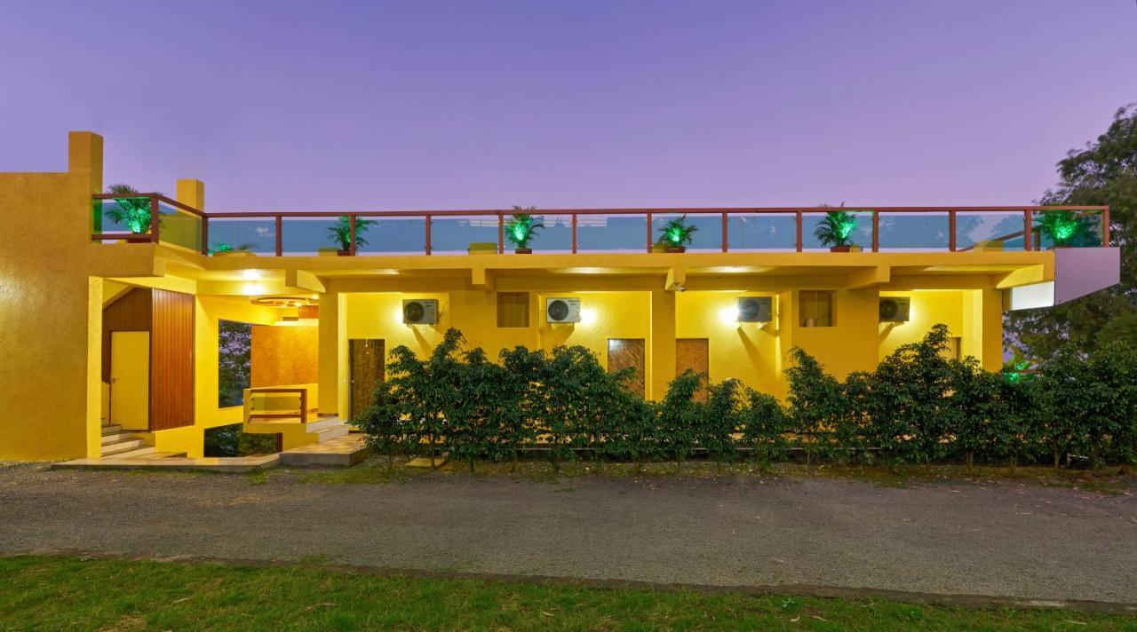 Hotel Saptarang Residency Panhala Luaran gambar
